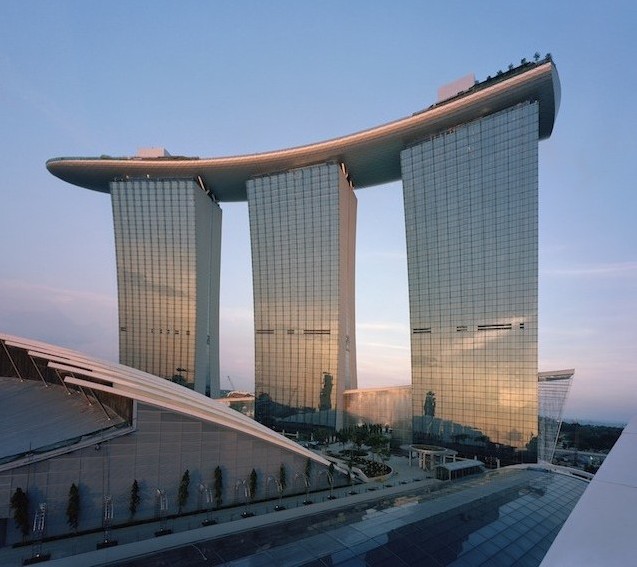 香港公司银行账户里面的钱怎么使用